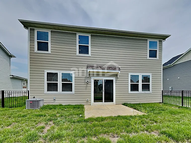 405 Golden Maple Pl — Photo 17