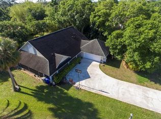 260 29th Ct SW, Vero Beach, FL 32968