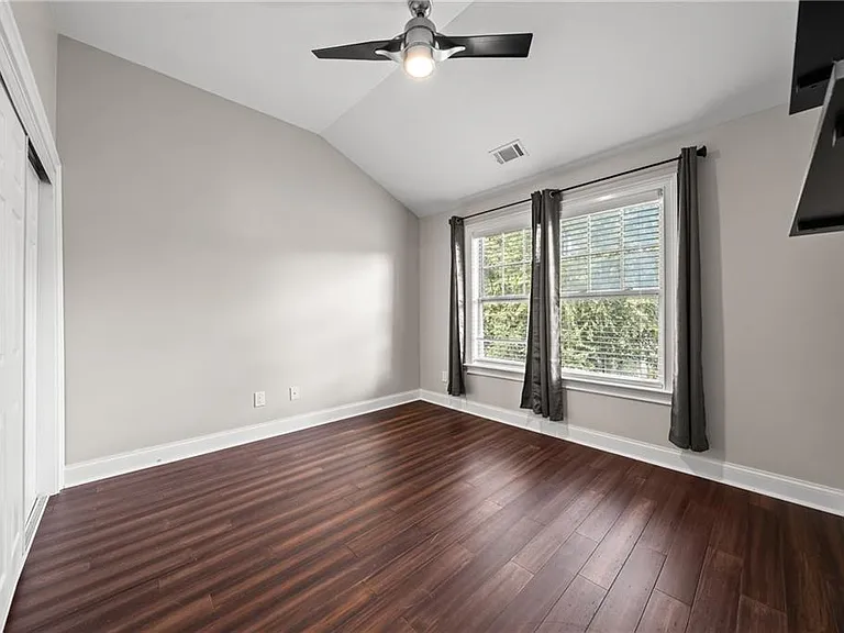 100 Kasey Dr — Photo 24