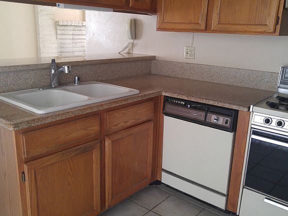 4th image of 2386 Sierra Sunrise St