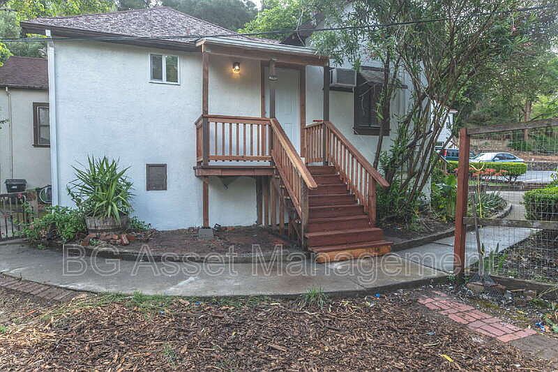 1st image of 2803 Sabral Cir #A