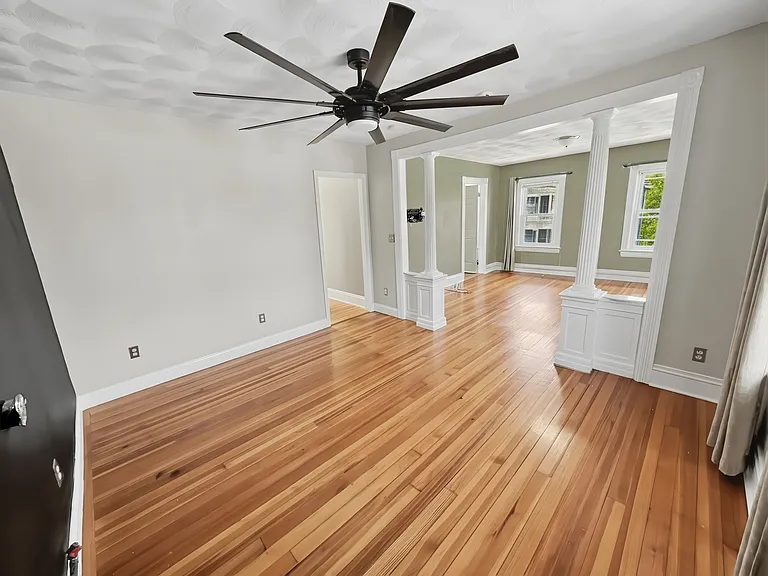 358-362 Weeden St #3 — Photo 9