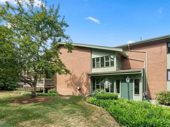 980 Plain St #14, Marshfield, MA 02050