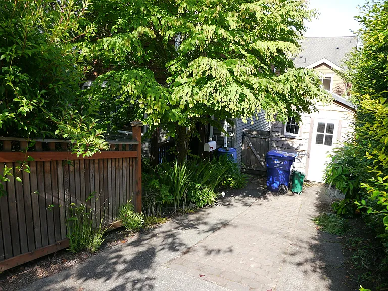 1824 25th Ave — Photo 4