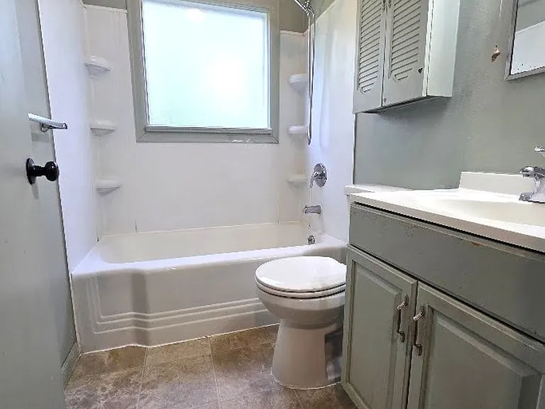 1124 Nevada St — Photo 11