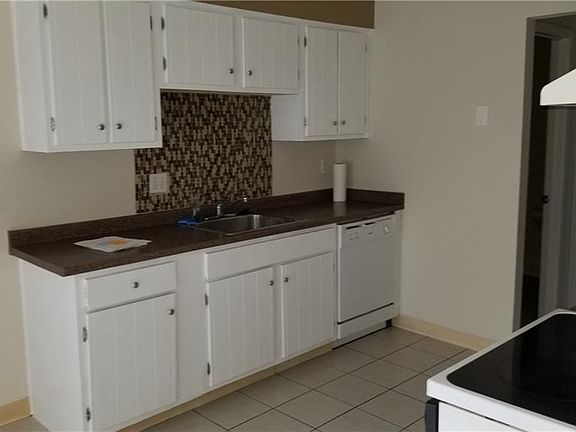 5th image of 4235 Maiden Ct