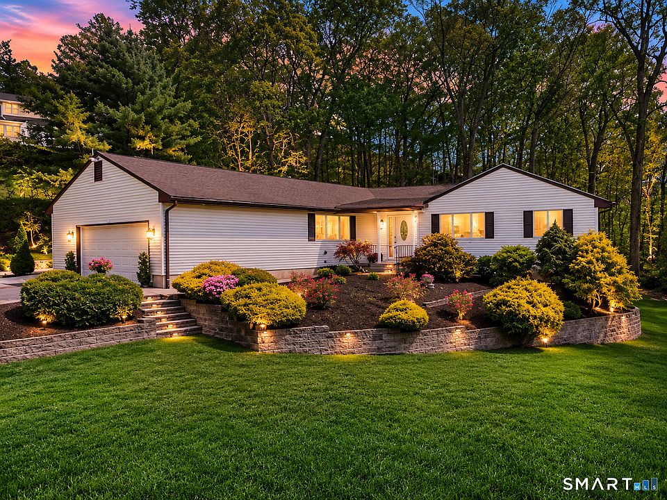 1st image of 6 Rivercove Drive