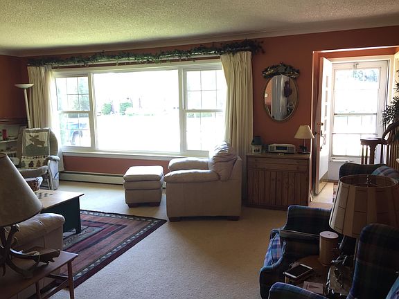 4th image of 213 Hursley St