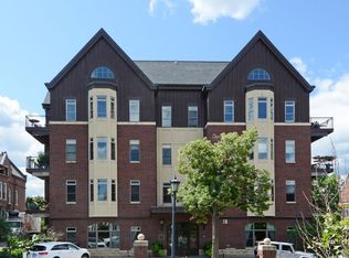 301 Clifton Ave APT 1F, Minneapolis, MN 55403