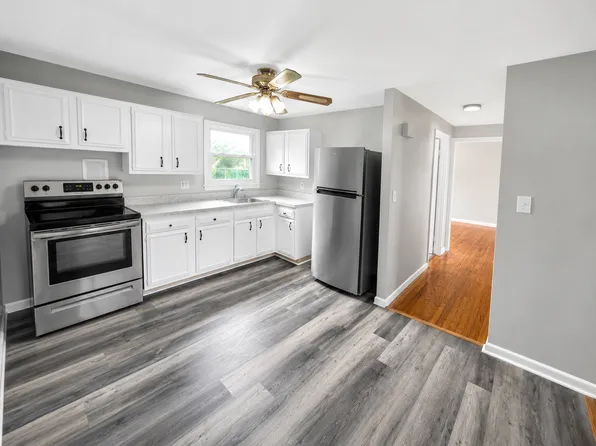 7 Wilcox Ln #7B, Wallingford, CT 06492