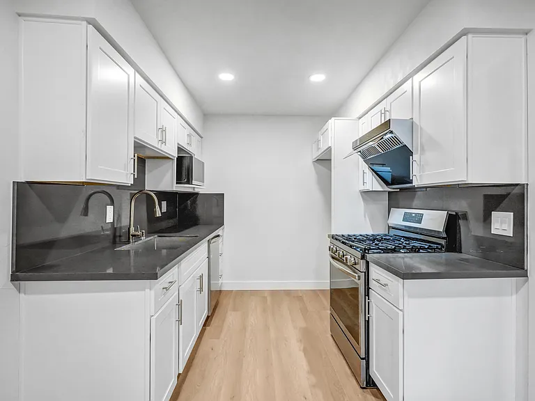 18430 Arline Ave #2 — Photo 11
