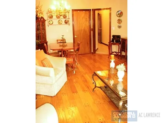 Rented by Aclawrence | media 35