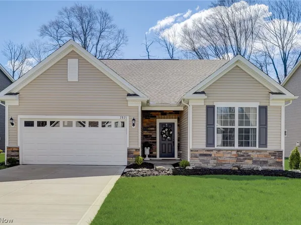 7821 Hunting Lake Dr, Concord Township, OH 44077