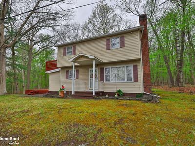 6438 Lakeshore Dr E, East Stroudsburg, PA, 18302