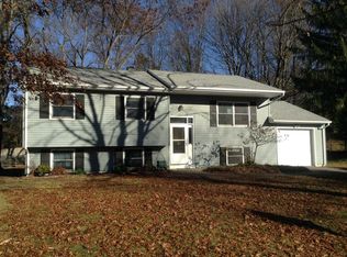 5 Quarry Dr, Wappingers Falls, NY 12590