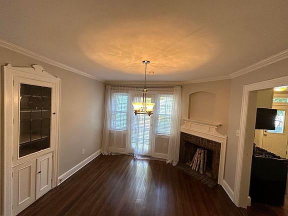 5th image of 222 Woodland Ave #2