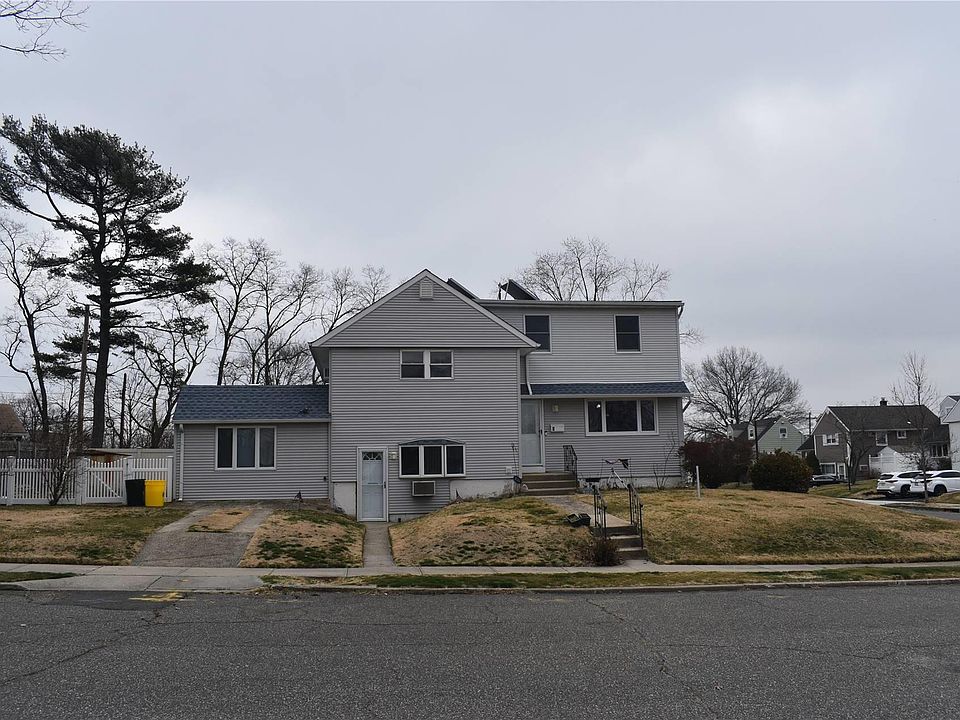 1st image of 8 Dale Court