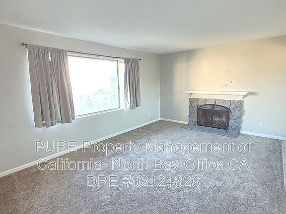 5th image of 810 Louise Dr