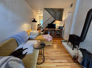 112 Carpenter St, Philadelphia, PA 19147