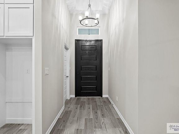 4th image of 3704 Brook Ln #13