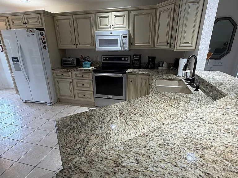 19315 Water Oak Dr #101 — Photo 1