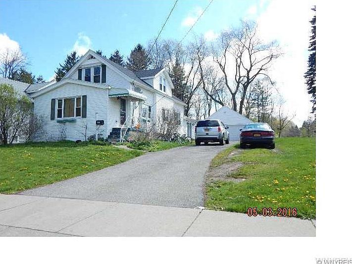 2nd image of 3833 N Buffalo St
