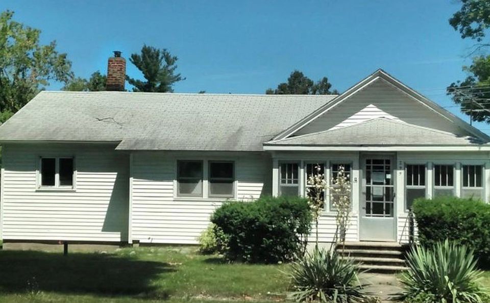 1st image of 299 E Marion Ave