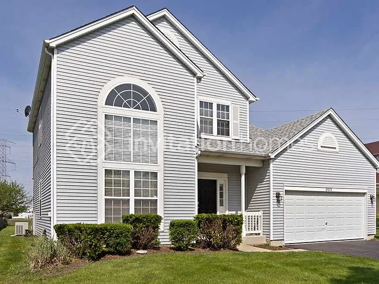 2013 Arbor Falls Dr — Photo 1