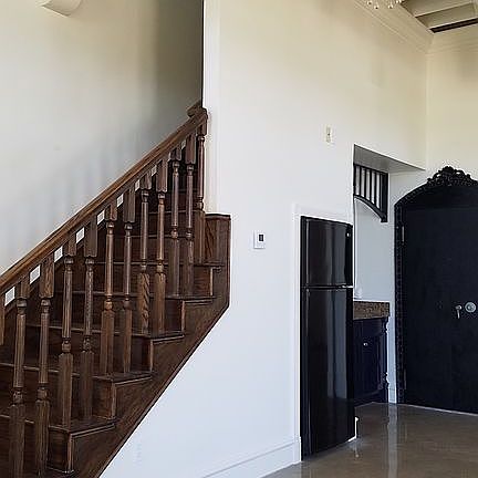 4th image of 106 N Main