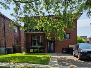 9 Branch Ave, Toronto, ON M8W 1M6