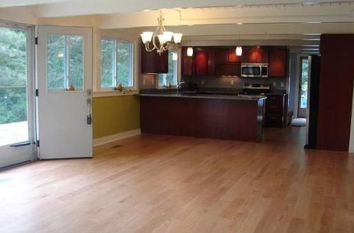 5th image of 195 Willow Ave