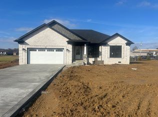 115 Hollow Springs Dr, Bardstown, KY 40004