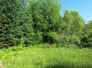 Nikodem Ln, Abrams, WI 54101