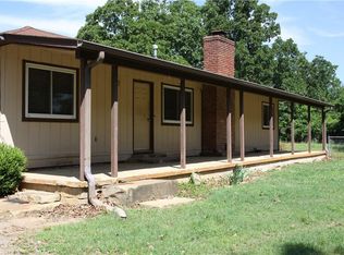 35384 Wildhorse Rd, Wister, OK 74966