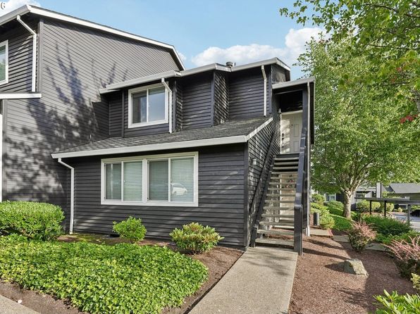 9490 SW 146th Ter APT 8