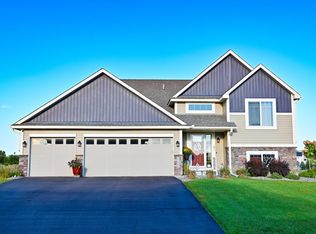 17860 Embers Ave, Lakeville, MN 55044