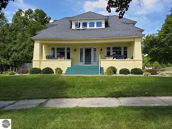 4th image of 315 Evart St