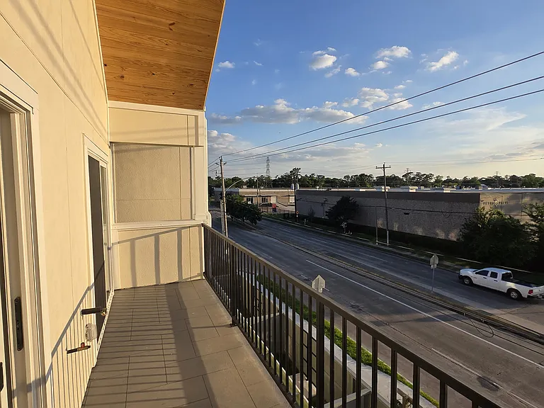 3802 Yale St — Photo 24