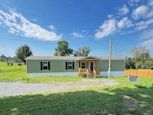 153 Adams Ln, Tazewell, TN 37879