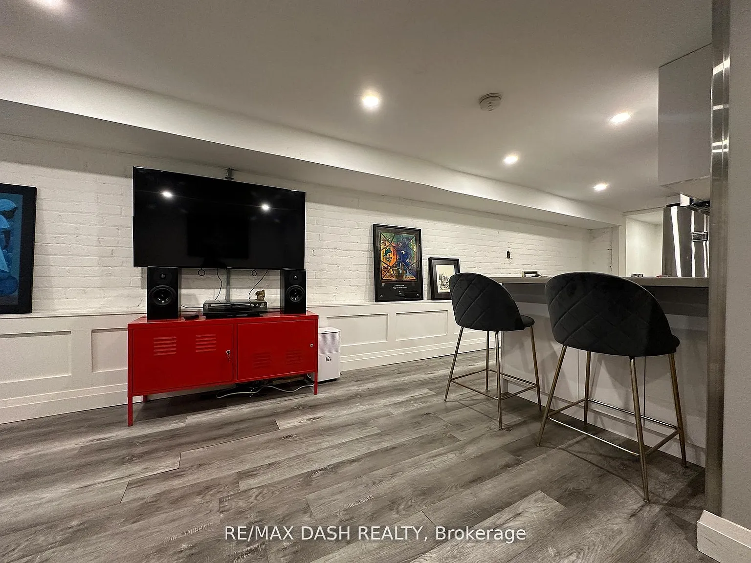 2 bed, $1,850 — Photo 4