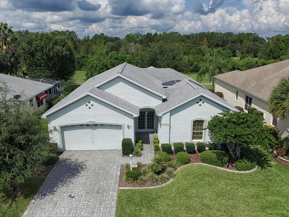 1st image of 306 Carrera Dr