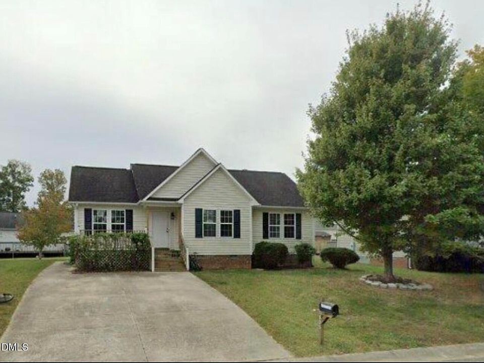 1st image of 805 Jennings Berry Dr