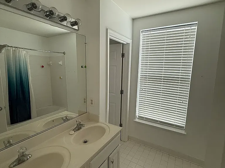 1810 Cedar Cove Way #201 — Photo 10