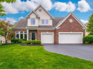 1033 Crowhurst Dr, Columbus, OH 43235