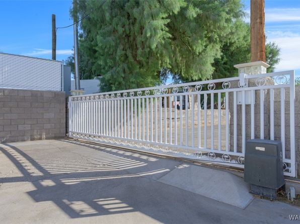 326 Krueger Ln, Bullhead City, AZ 86429