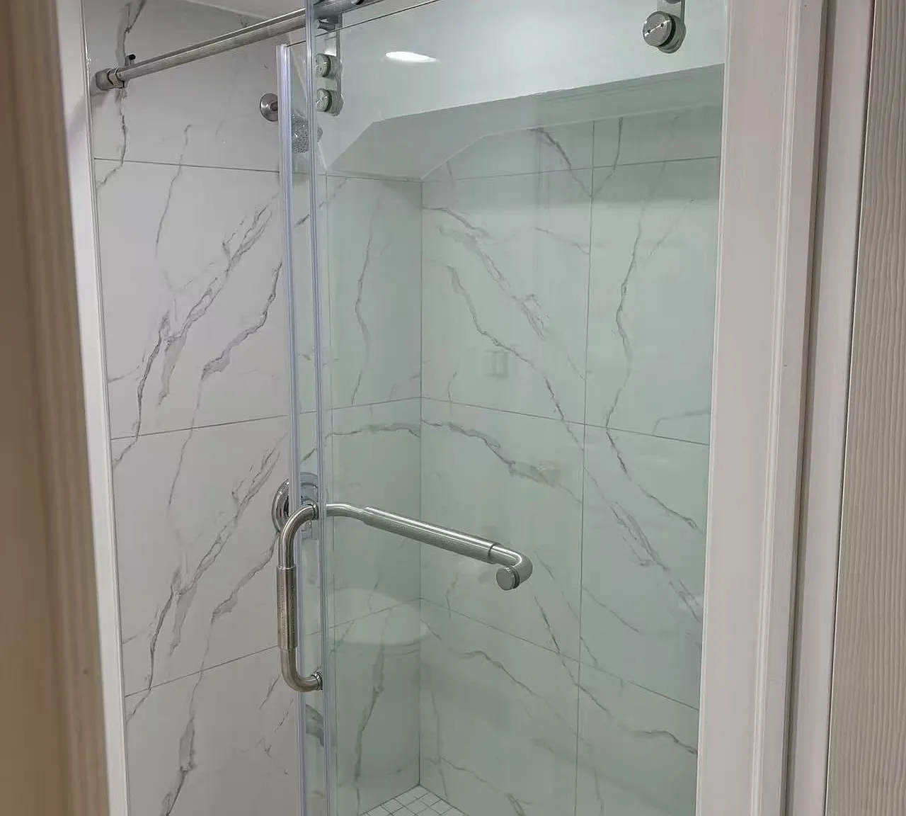 2 bed, $2,400 — Photo 2