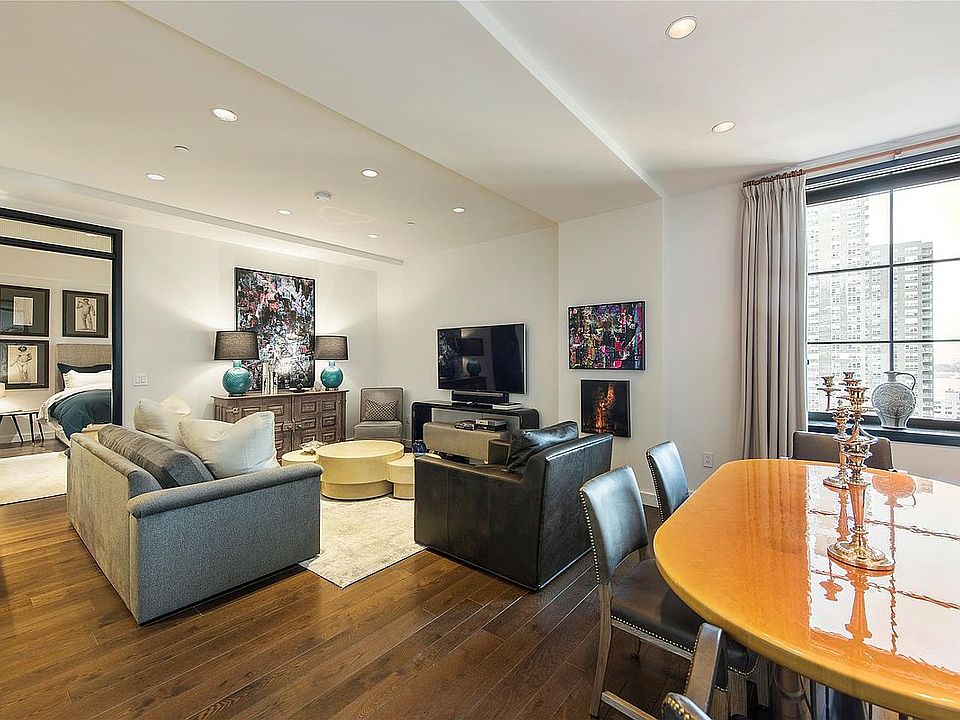 1st image of 425 W 50th St APT 12K