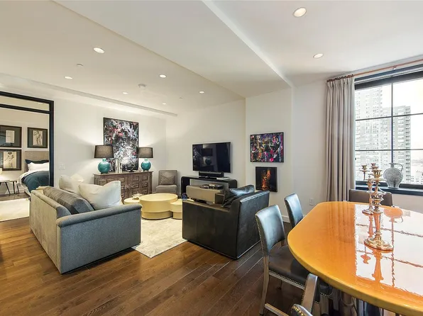 425 W 50th St APT 12K, New York, NY 10019