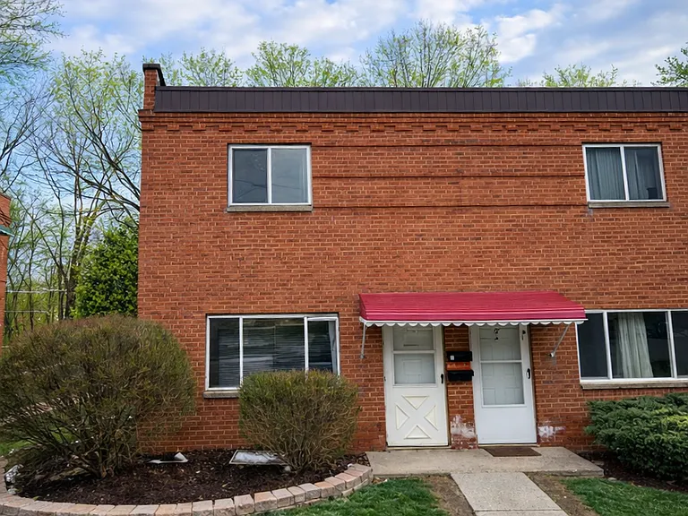 199 Dalepark Dr #10 — Photo 1
