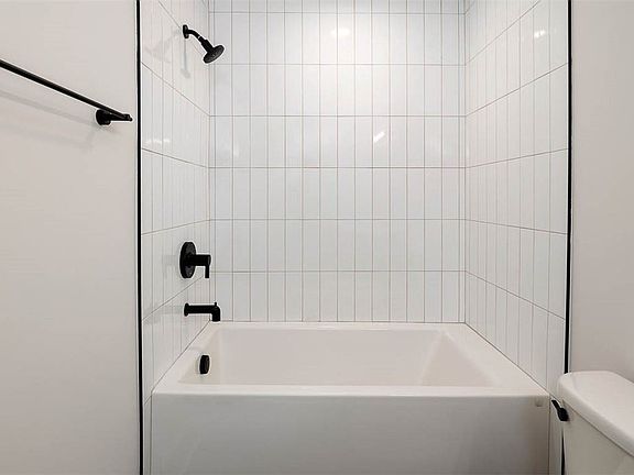 5th image of 519 Norwich St #304-304-30